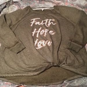 Cute “Faith Hope Love” sweatshirt 18/20W